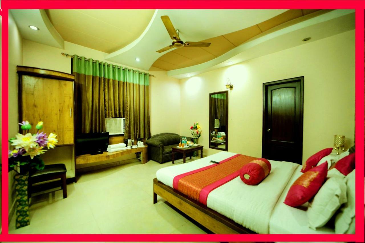 Hotel Blue Bell - Karol Bagh New Delhi Екстериор снимка